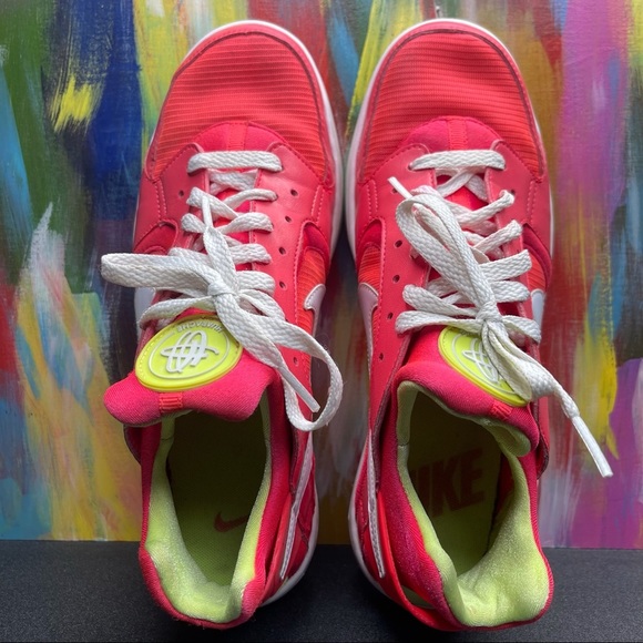 Nike 2010 Huarache Sneakers - Picture 5 of 7